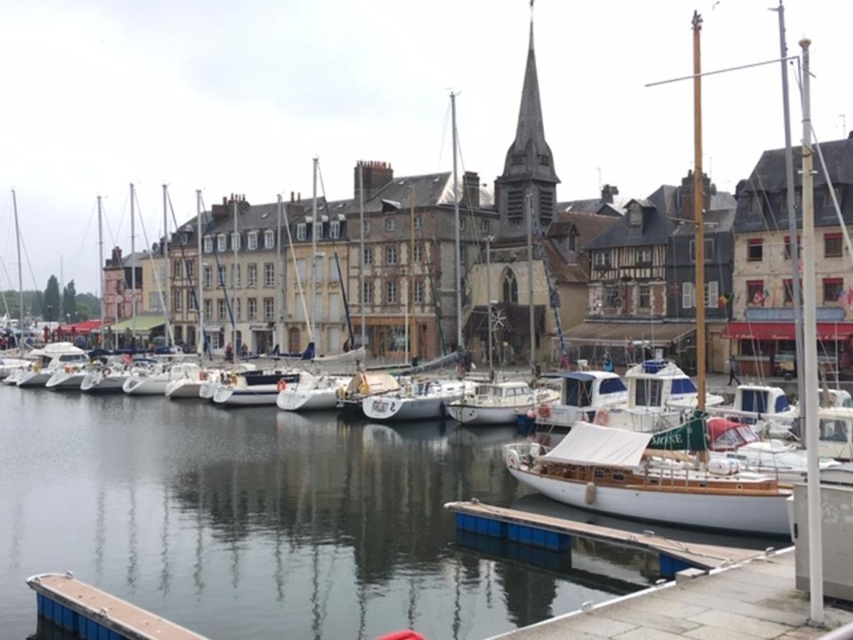 Maison Charmante Pres De Sainte Catherine Honfleur Exterior foto